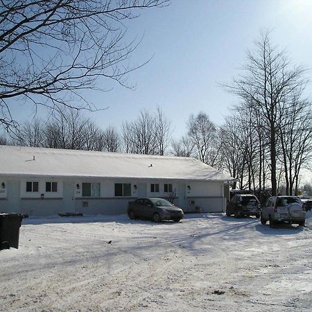 Motel Le Victo Victoriaville Εξωτερικό φωτογραφία